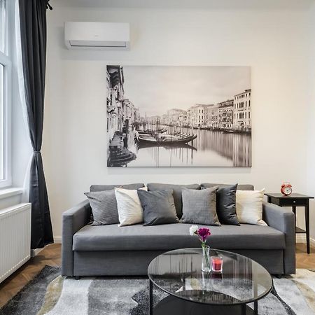 Bpr Sirius Suite With A/C Βουδαπέστη Εξωτερικό φωτογραφία