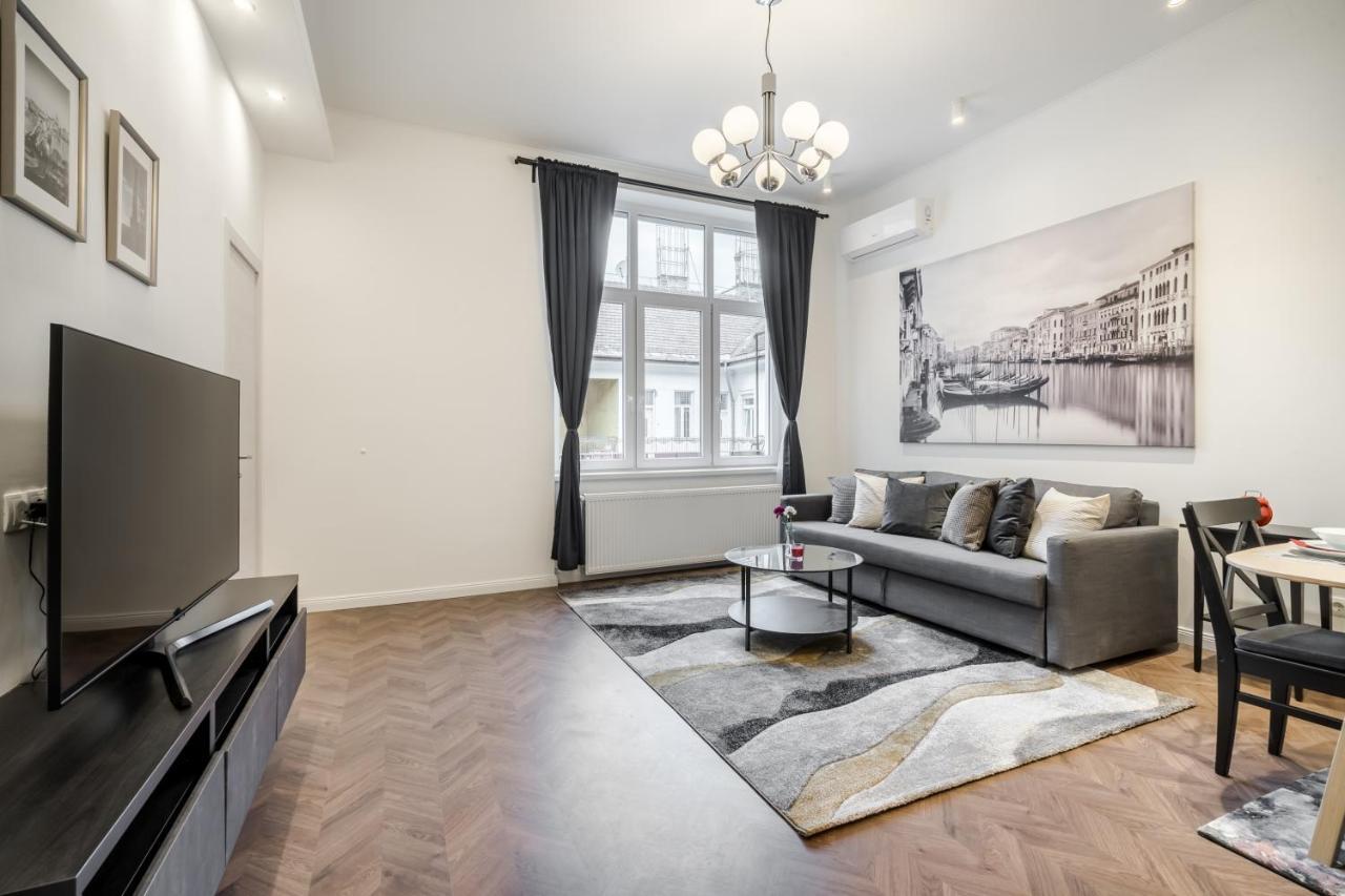 Bpr Sirius Suite With A/C Βουδαπέστη Εξωτερικό φωτογραφία